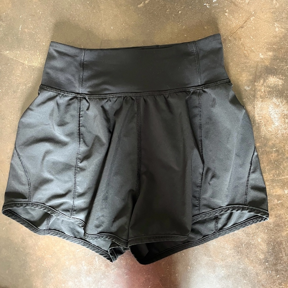 Black lulu shorts size 2
